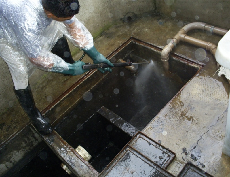 Empresas de Limpeza de Caixa Separadora em Carapicuíba - Limpeza de Caixa Separadora de água e óleo