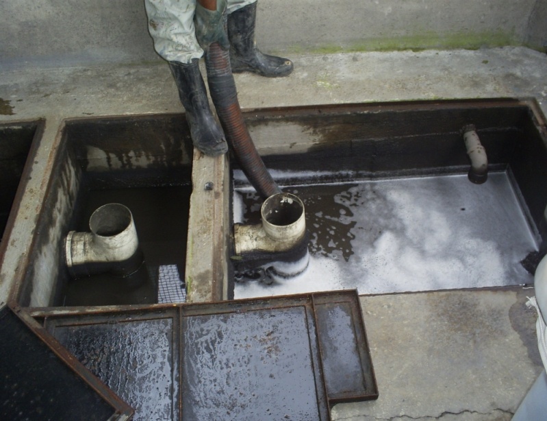 Limpeza de Caixa Separadora de água e óleo em Paulínia - Limpeza de Caixa Separadora de água e óleo